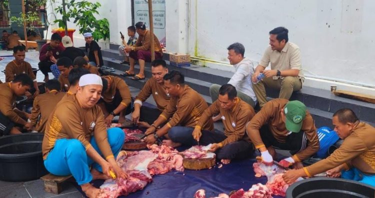 Kejati Jambi Sembelih 12 Ekor Sapi Kurban di Hari Idul Adha 1446 H