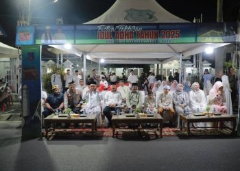 Meriah dan Penuh Pesona, Bupati Anwar Sadat Resmi Buka Festival Takbiran Idul Adha 2025 di Kuala Tungkal