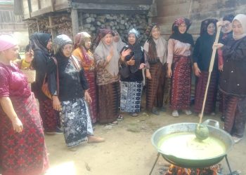 Ketua TP PKK Merangin Hj Lavita Ajak Wisata Sehari di Tabir