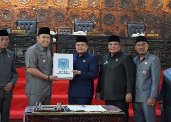 DPRD Merangin Setujui Ranperda APBD 2024 Jadi Peraturan Daerah 