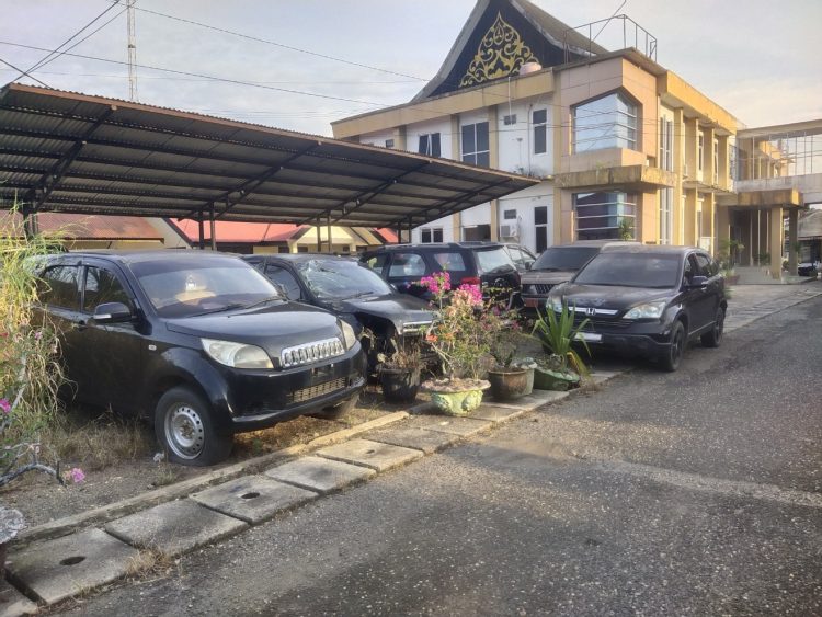 Tindak Lanjuti Surat dari KPK dan BPK RI, Pemda Merangin Tarik Kendaraan dari berbagai Pihak, Midiyana : Bagi yang belum kembalikan agar segera Menyerahkan