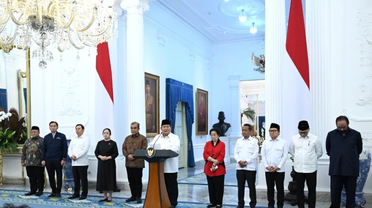 Bahas Stabilitas di Tengah Gejolak Aksi Massa, Presiden Prabowo dan Seluruh Ketum Parpol Bertemu di Istana 