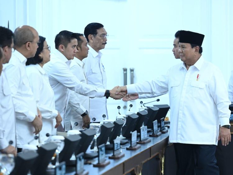 Presiden Prabowo Instruksikan Jajaran Perkuat Stabilitas Nasional, Minta Mendagri Kordinasi antara Pusat dan Daerah Berjalan Baik 