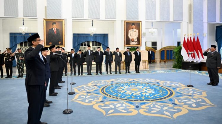 Presiden Prabowo Lantik Empat Menteri dan Satu Wakil Menteri Kabinet Merah Putih 