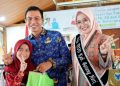 Bupati Fadhil Arief Serahkan 10 Ribu Lebih Seragam Sekolah Gratis untuk Siswa TK hingga SMP