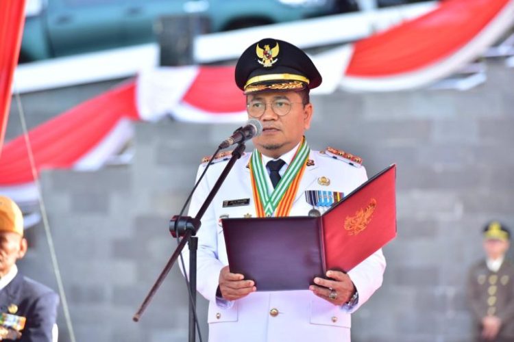 Inspektur Upacara HUT ke-80 RI, Wali Kota Maulana Ajak Warga Jambi Perkuat Persatuan