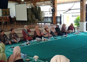 Bunda Zulva Fadhil Hadiri Acara Wajib Belajar Anak 13 Tahun