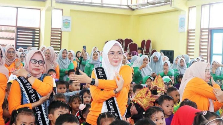 Bunda PAUD Batang Hari Gencar Sosialisasikan Program 13 Tahun Wajib Belajar