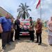 Bupati BBS Serahkan Langsung 1 Unit Mobil Ambulance kepada Puskesmas Tanjung