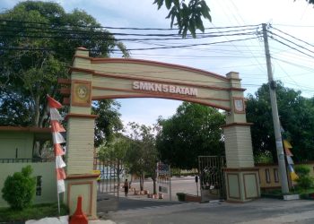 Sekolah Negeri Jadi Ladang Bisnis? Gubernur Kepri Diseret Dugaan Sewa Lahan di SMKN 5 Batam