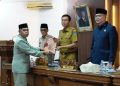 DPRD Batang Hari Serahkan Rekomendasi LKPJ 2026