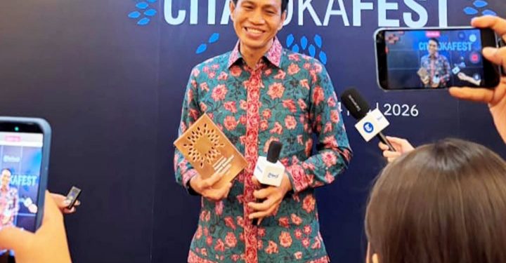 Bupati Fadhil Arief Terima Penghargaan Nasional, Inovasi “Dokter Tangguh” Antar Batang Hari Raih Anugerah Kesehatan Inklusif Terbaik